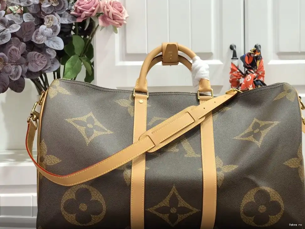 VUITTON BANDOULIÈRE 50 KEEPALL LOUIS 0505
